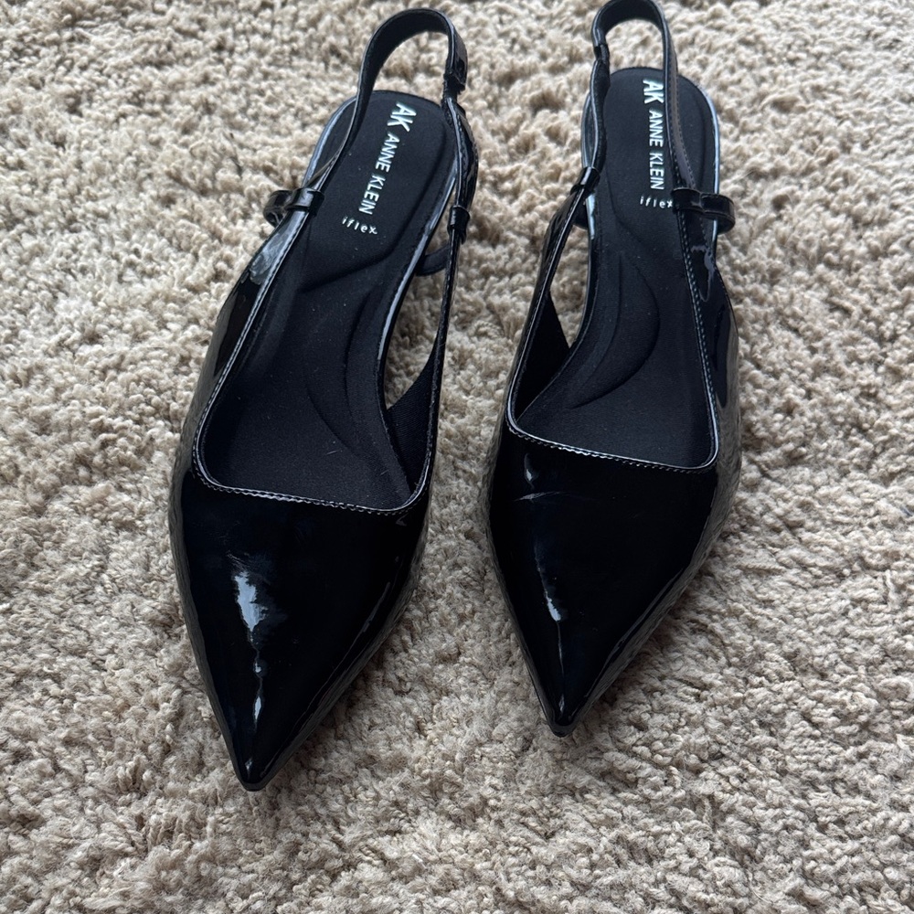 Anne Klein Glossy Black Pointed Kitten Heels